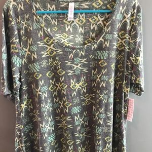 LuLaRoe Perfect T Size L